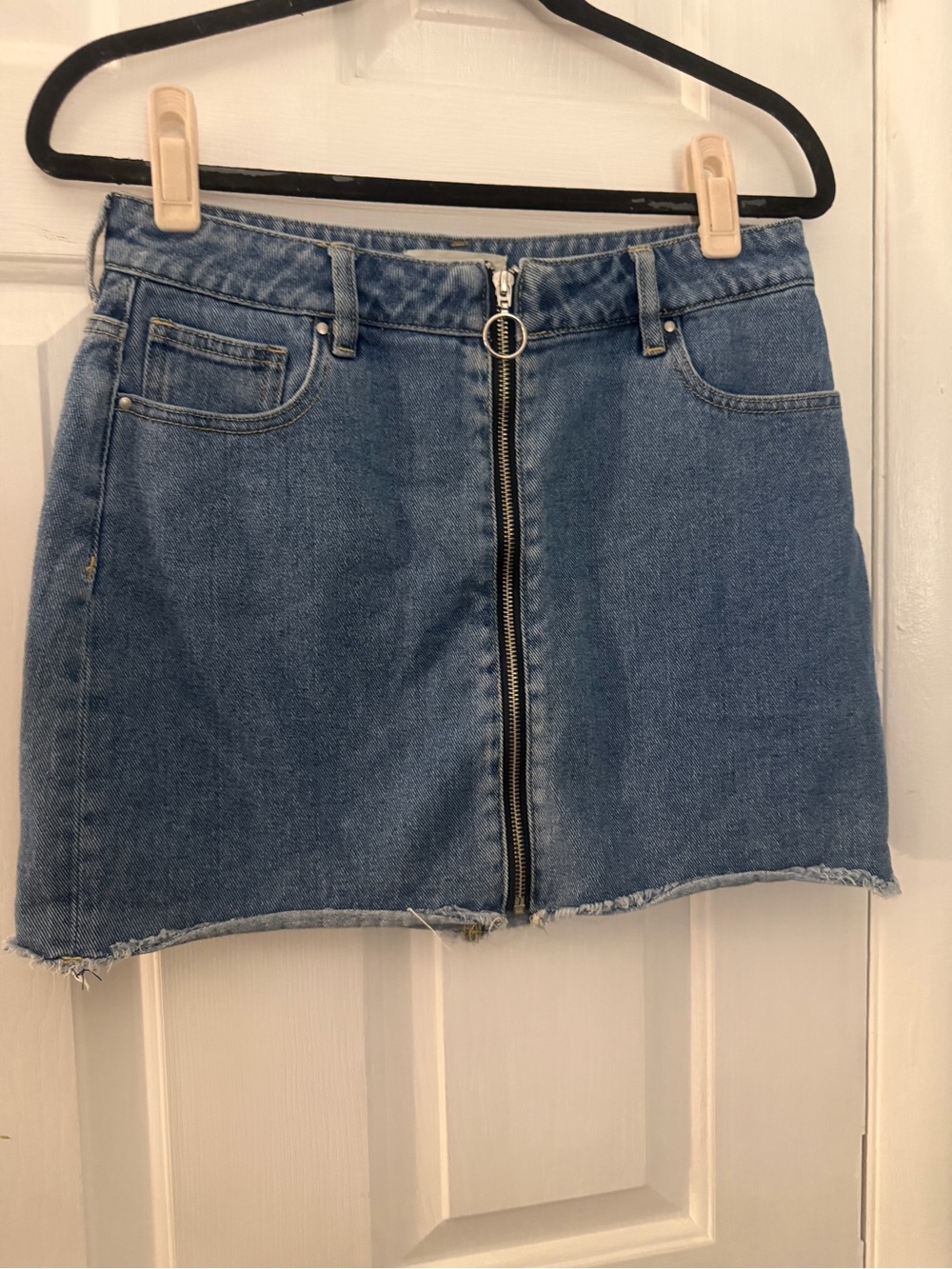 PacSun Size 28 Blue Denim Full Zip Raw Hem Mini Skirt Ring Pull